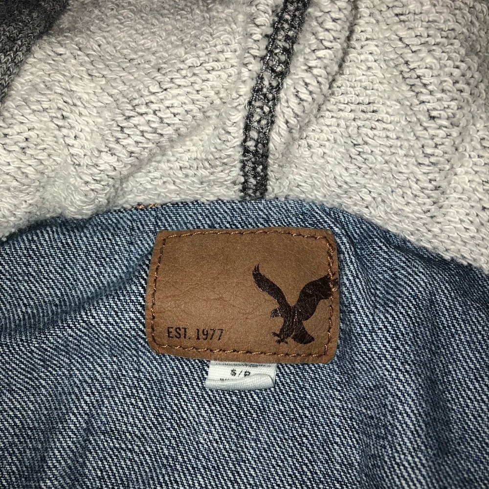 American Eagle Women’s Jacket - Picture 2 of 2